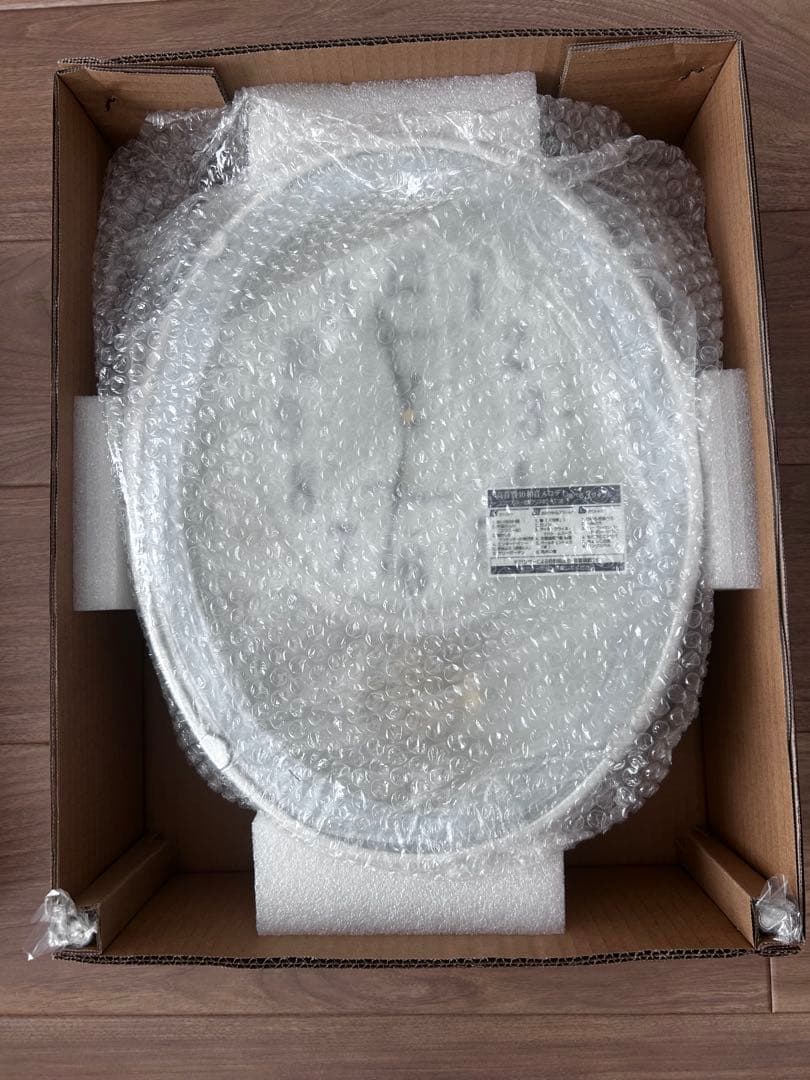 SEIKO 電波掛け時計　AM258W 16和音メロディ