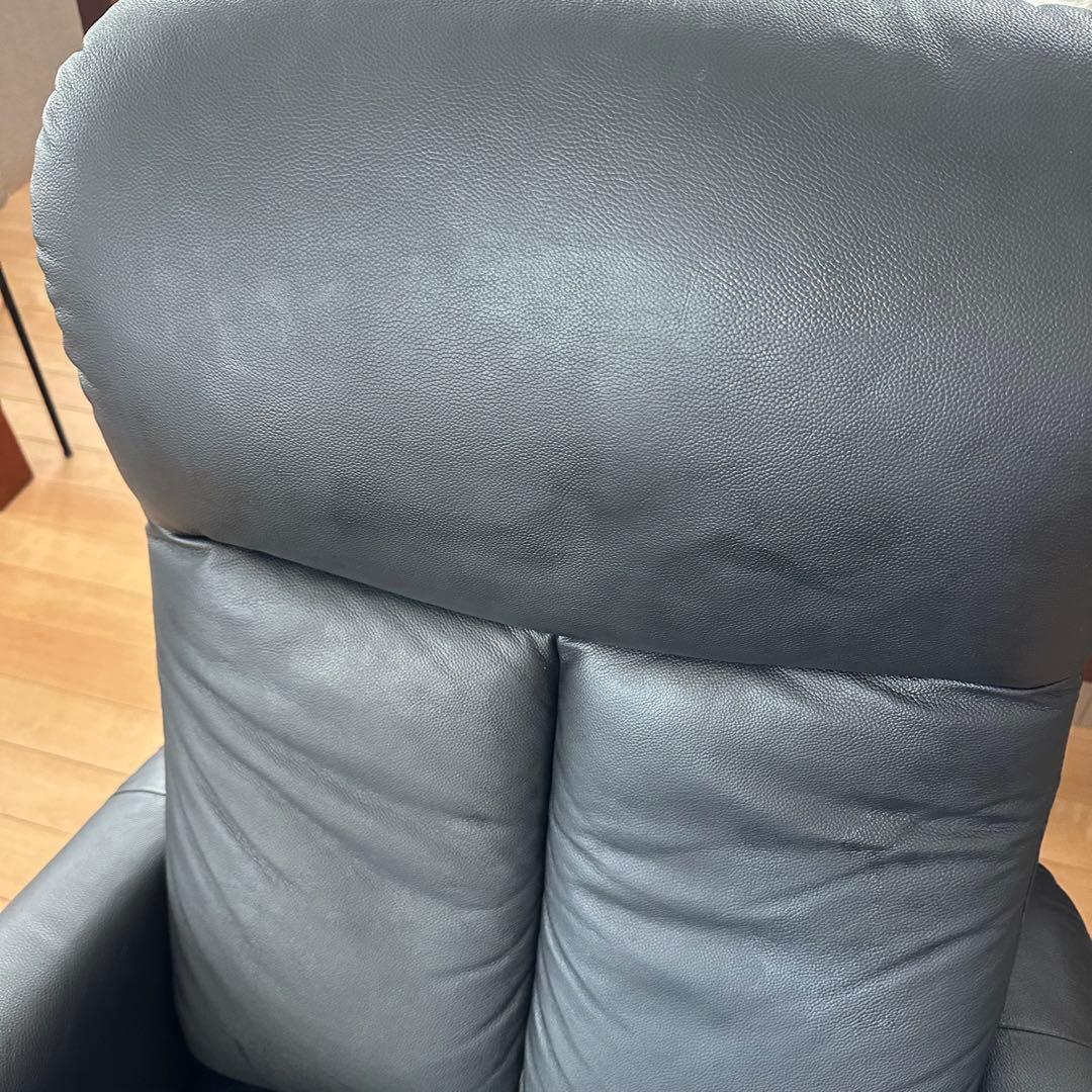 電動リクライニングソファ　コンフェ ニトリ　リクライニングチェア　ブラック