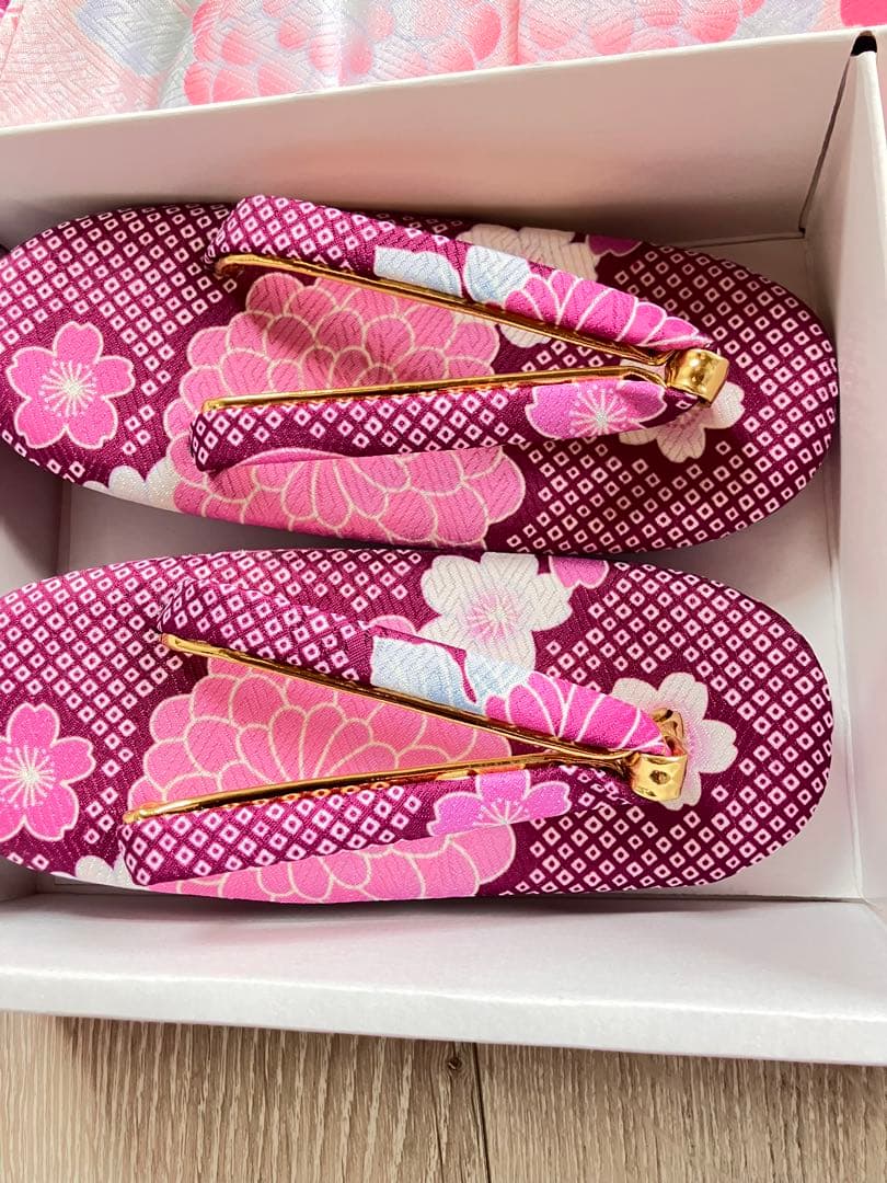 新品未使用品 しつけ糸付き 七五三 着物セット 花柄 子供用3歳 7点