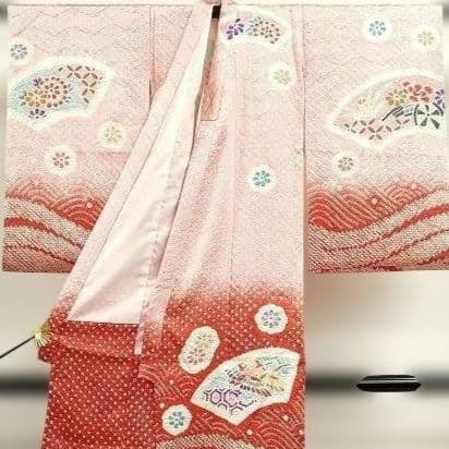 正絹綸子☆本絞り＋グラデーション☆高貴な雰囲気満載な産着～3歳七五三向け祝着