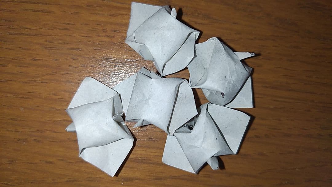 千羽鶴 (ホワイト）