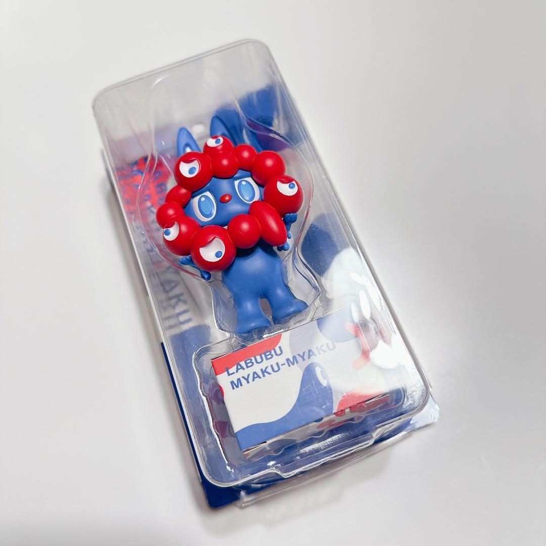 ラブブ ミャクミャク LABUBU MYAKU-MYAKUストラップ付フィギュア