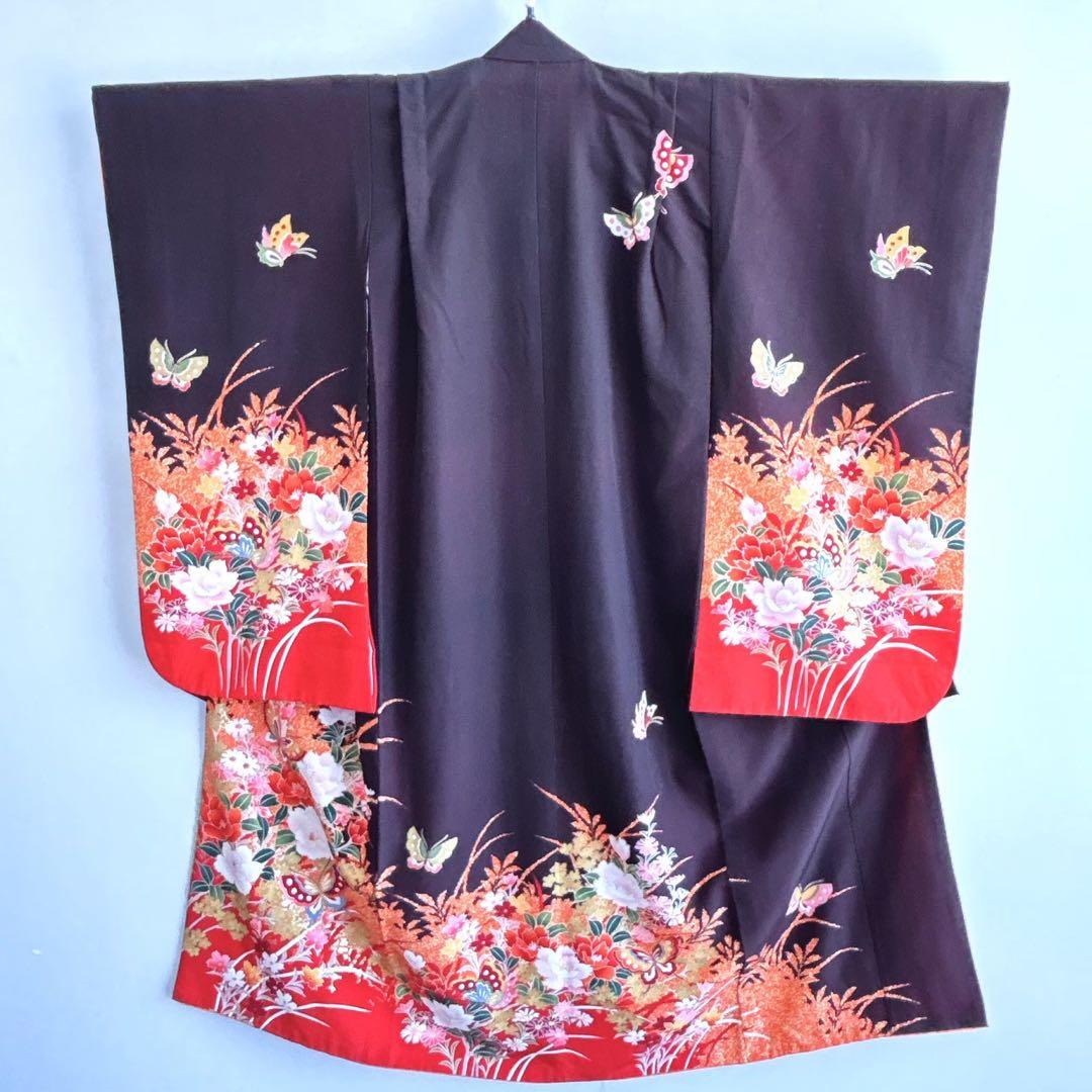 セット　七五三７歳女の子　着物＆帯＆袖なし長襦袢＆小物　黒×赤　蝶　金プリント