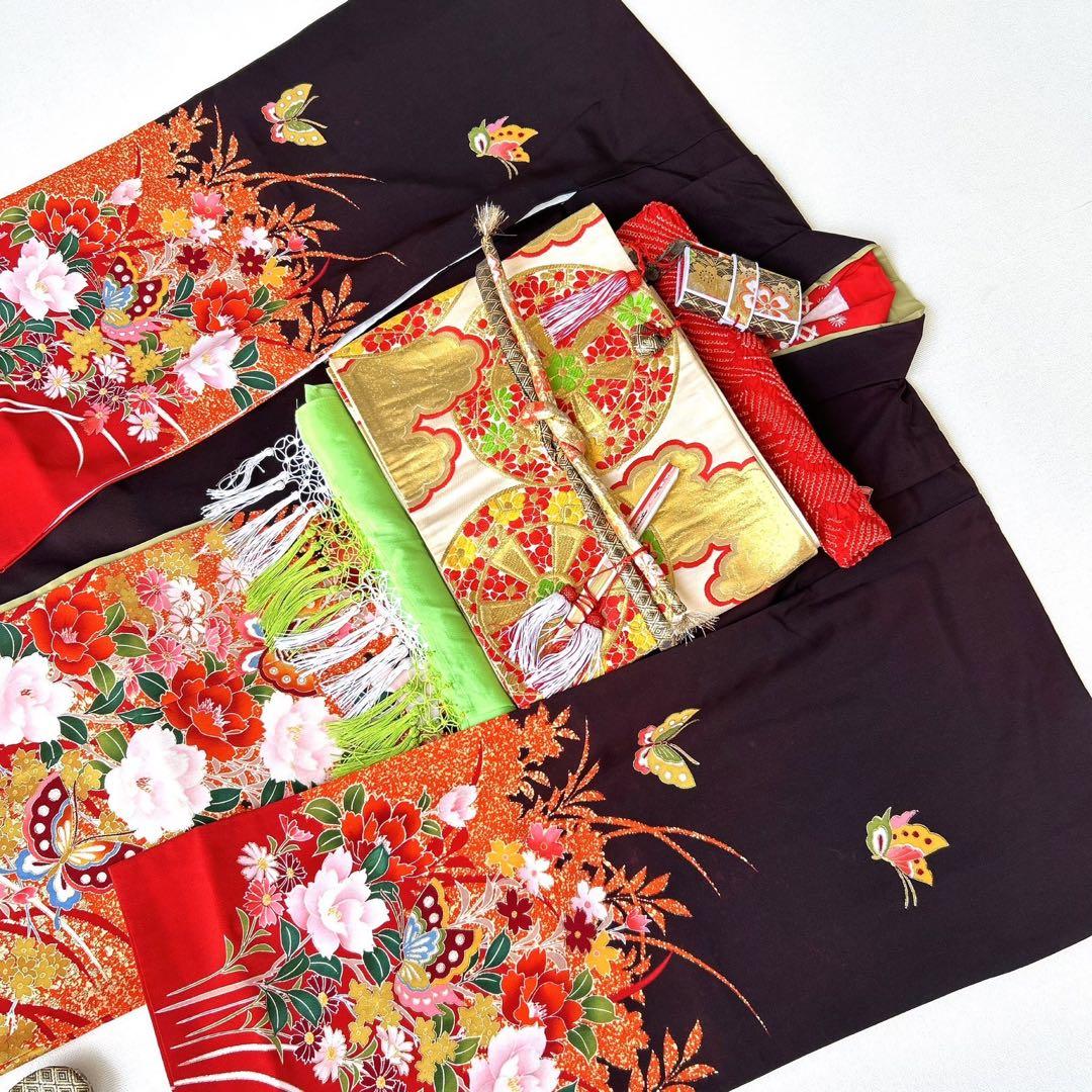 セット　七五三７歳女の子　着物＆帯＆袖なし長襦袢＆小物　黒×赤　蝶　金プリント