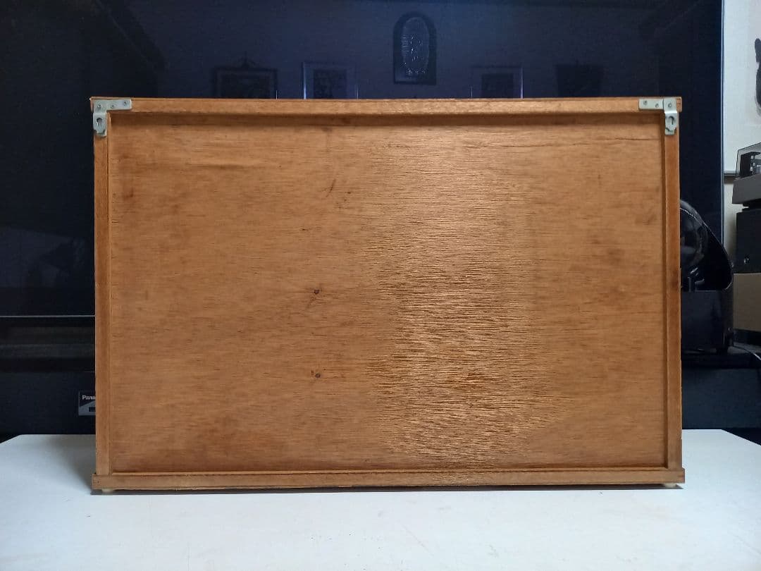 1970's ミッドセンチュリーモダン　ウッドショーケース　木製　ウォールラック