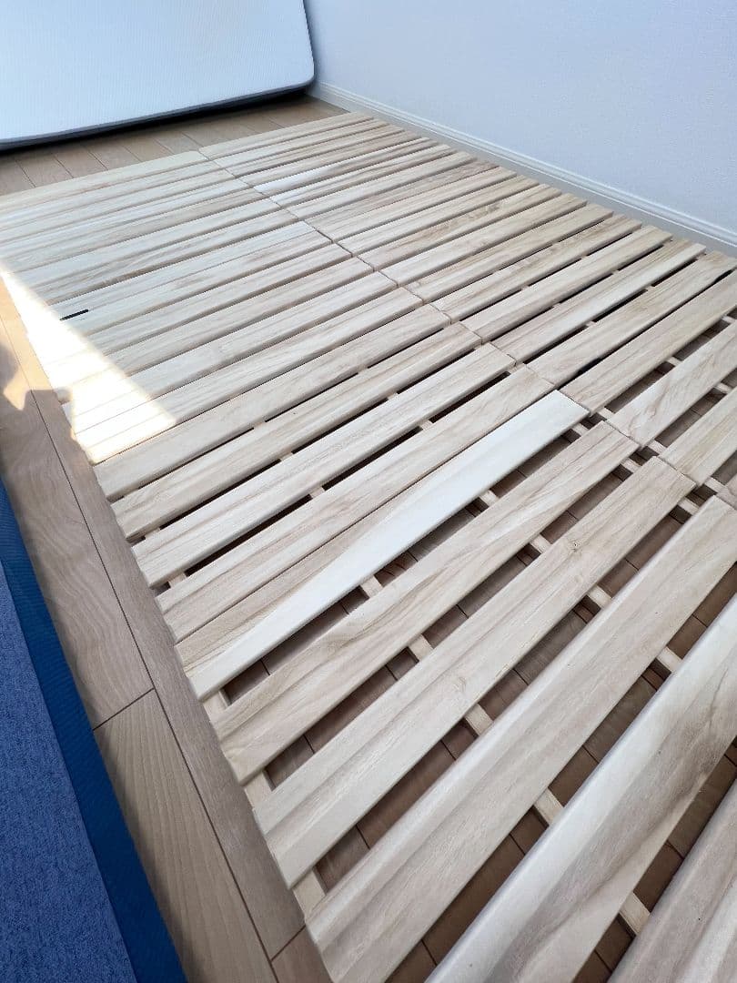 【gugu sleep」セミダブルマットレス （すのこ着き・送料込）