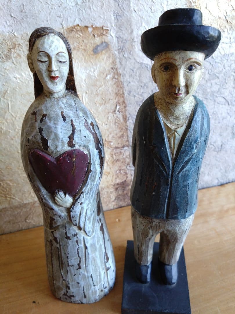 木彫　男性と女性