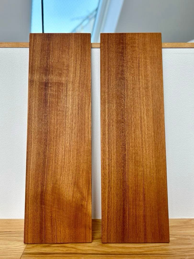 独60年代　ヴィンテージ・アイアンシェルフ　真鍮の葉っぱモチーフとチーク材の棚板