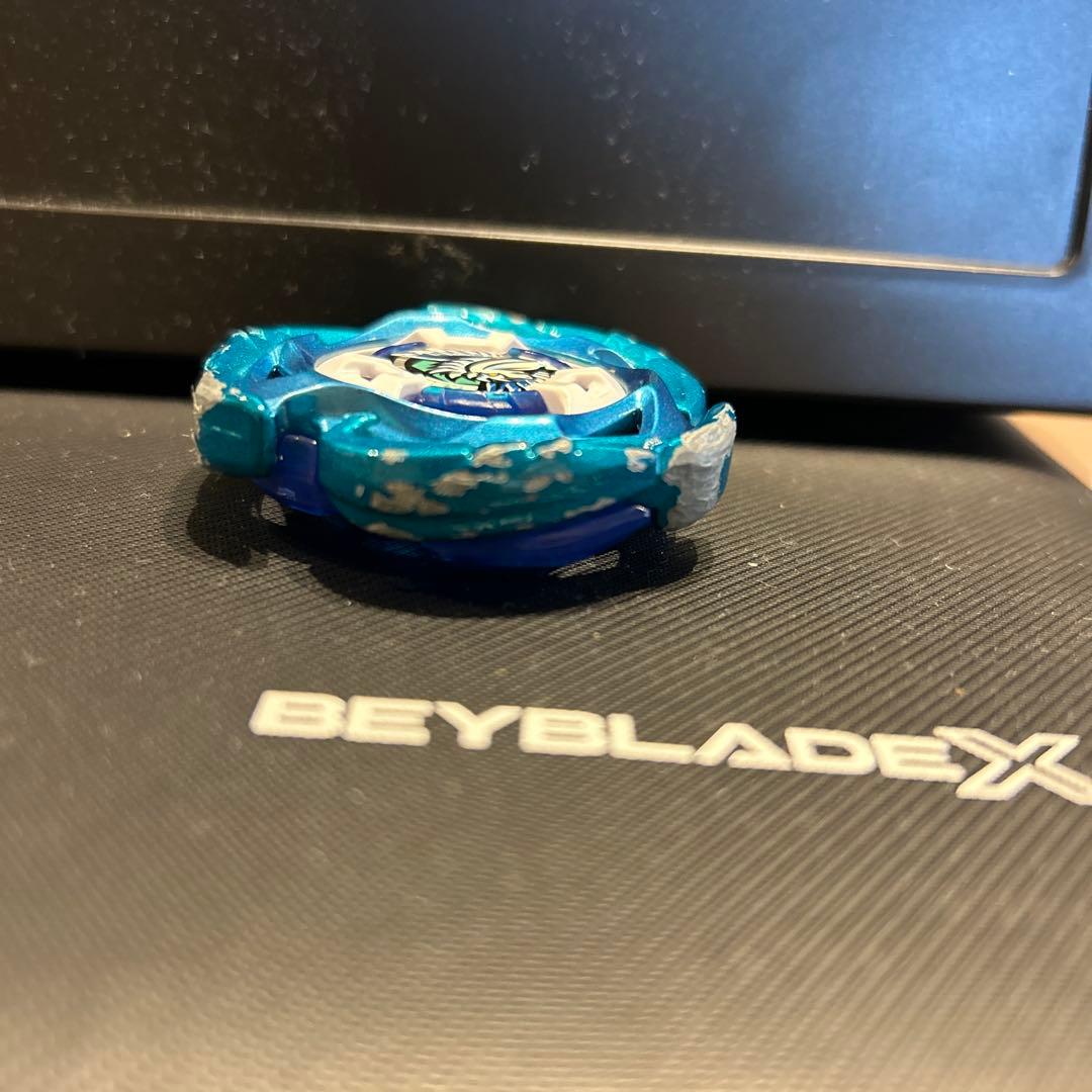 ベイブレードX 高重量 エアロペガサス ブレードのみ - メルカリ
