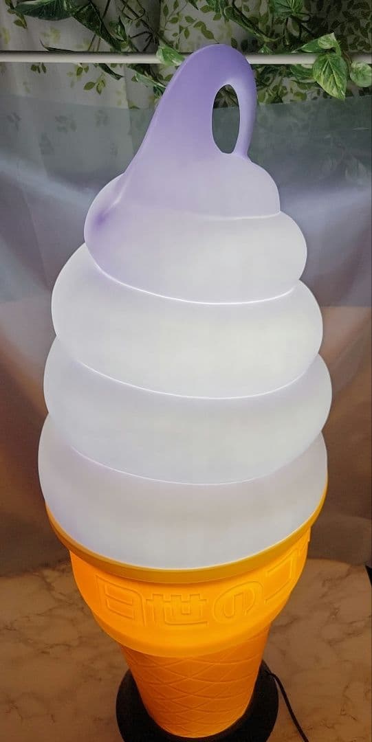 日世 ソフトクリーム スタンド インテリア ライト 店舗装飾品 非売品