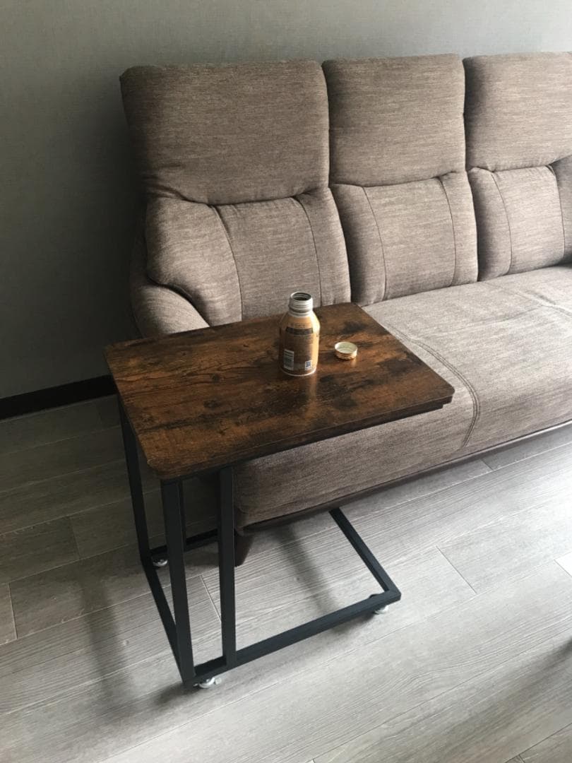 サイドテーブル 機能性とスタイリッシュなデザイン キャスター