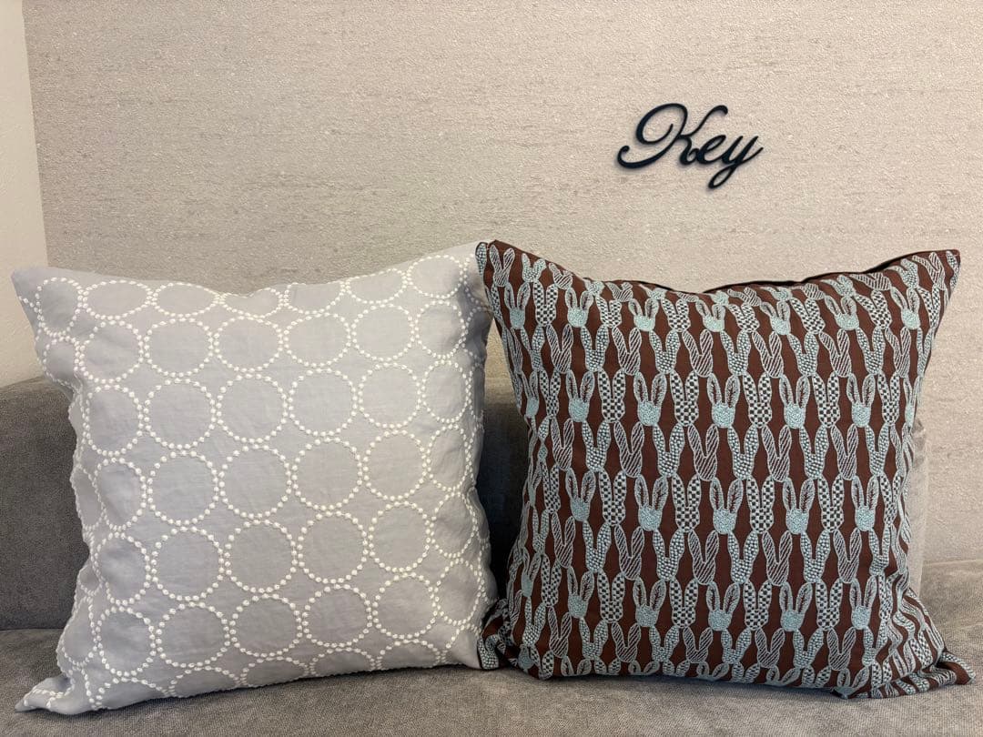 ミナペルホネン　ハンドメイドクッションカバー★タンバリンライトグレー Xホワイト