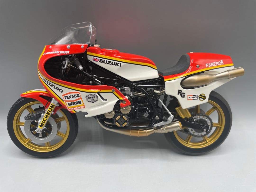 ミニチャンプス 1/12 SUZUKI RG500 ワールドチャンピオン1977