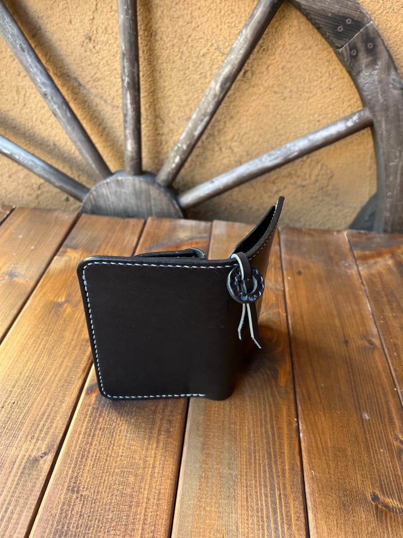 《総手縫い》(受注製作)『使い方のある』サドルザーミドルウォレット(ブラック)