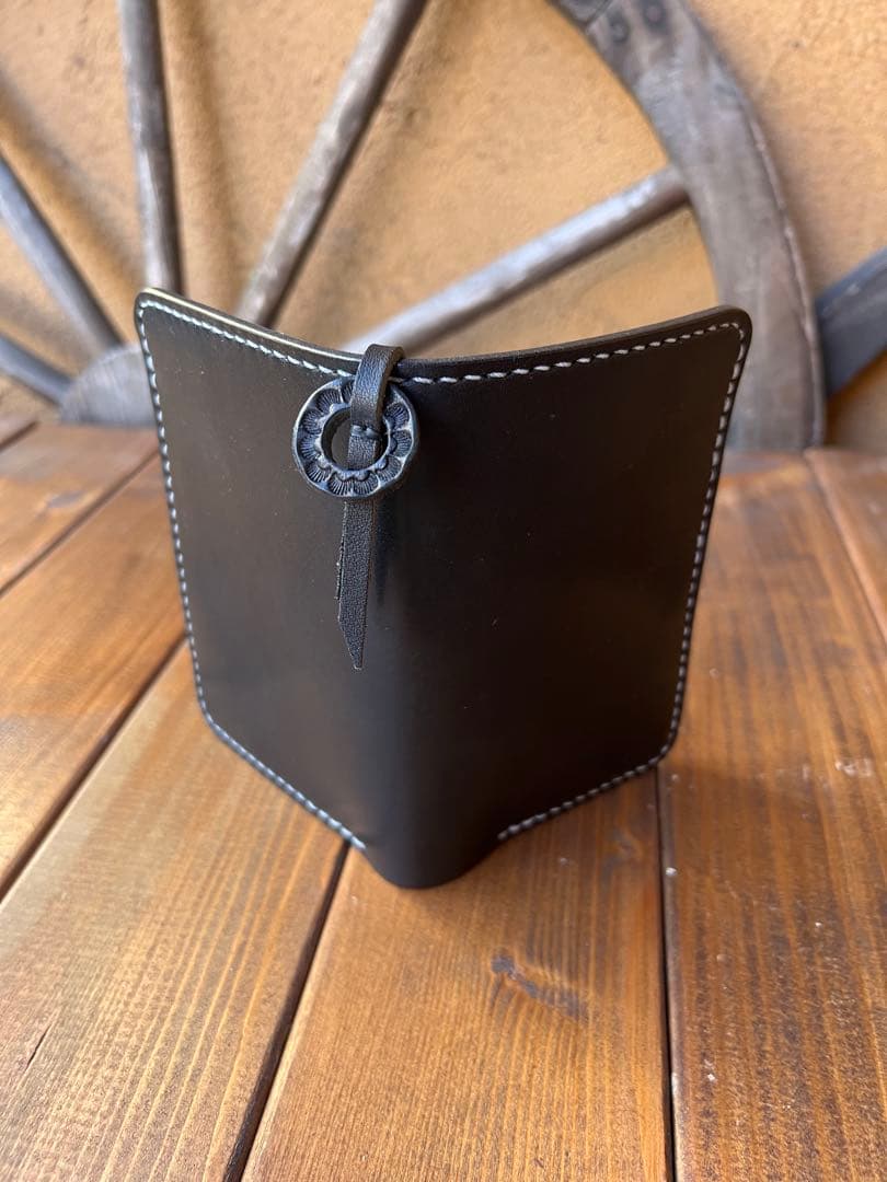 《総手縫い》(受注製作)『使い方のある』サドルザーミドルウォレット(ブラック)