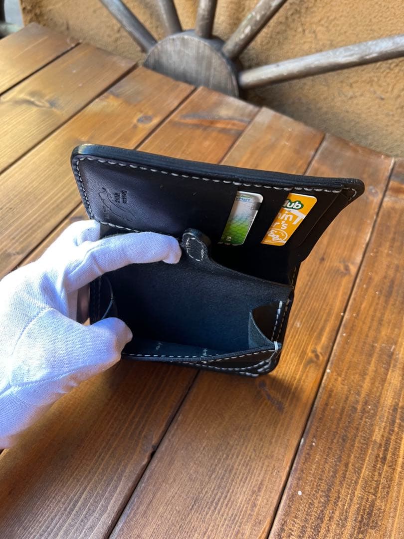 《総手縫い》(受注製作)『使い方のある』サドルザーミドルウォレット(ブラック)