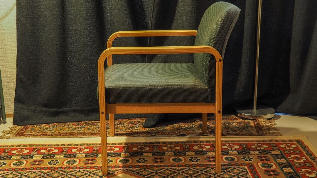 【値引中】プライウッドアームソファ