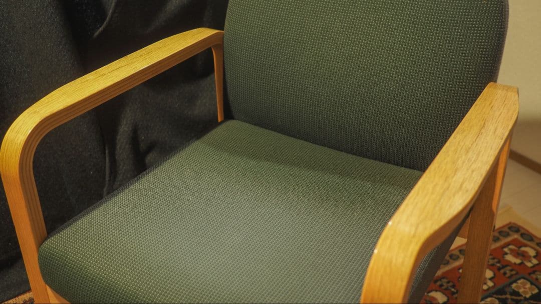 【値引中】プライウッドアームソファ