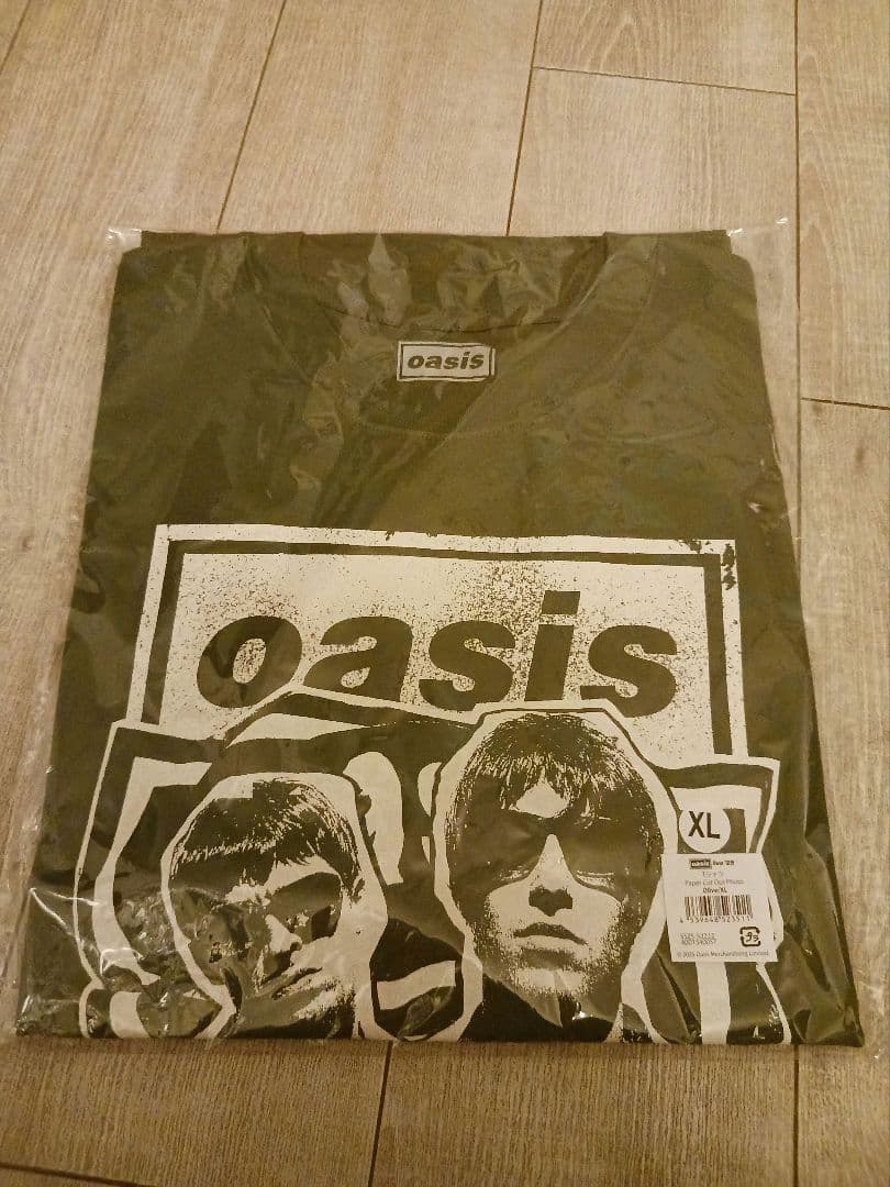 oasis live '25 Tシャツ PaperCutOut Photo XL - メルカリ