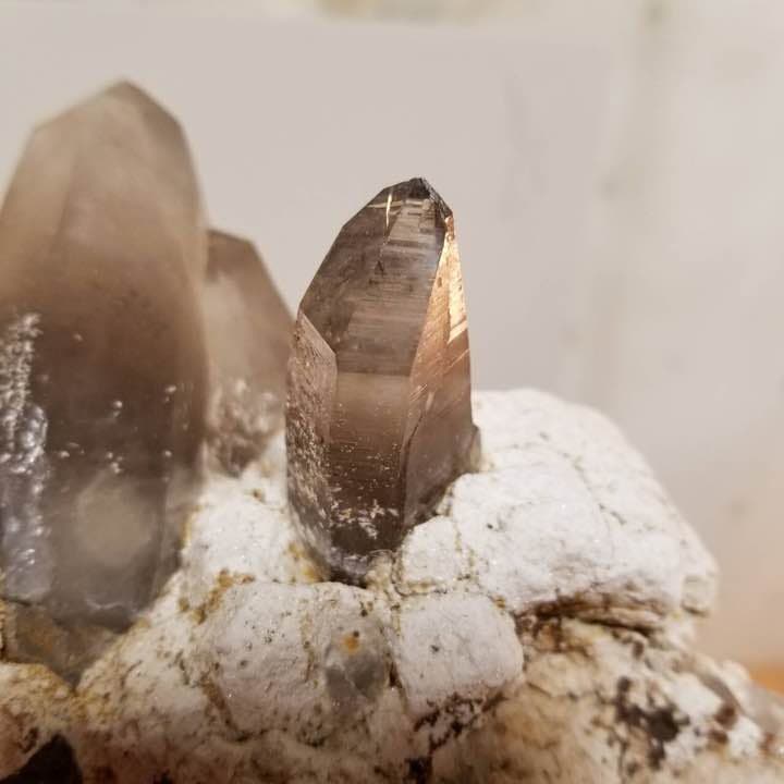 国産！山梨県黒平産草入り煙水晶