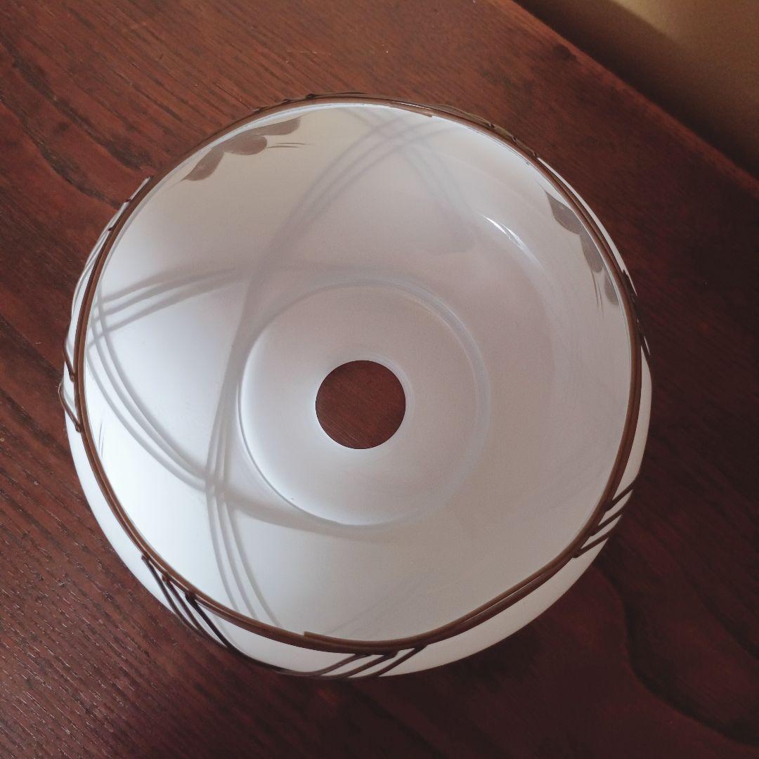 【白】 切子 電笠 ガラス 花模様 被せ 照明 大正 ライト 乳白 シェード