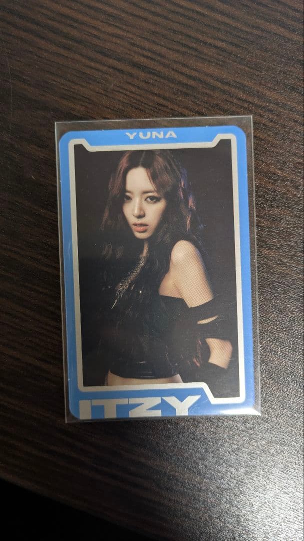 ITZY ユナ platform nemo born to be トレカ 封入 - メルカリ