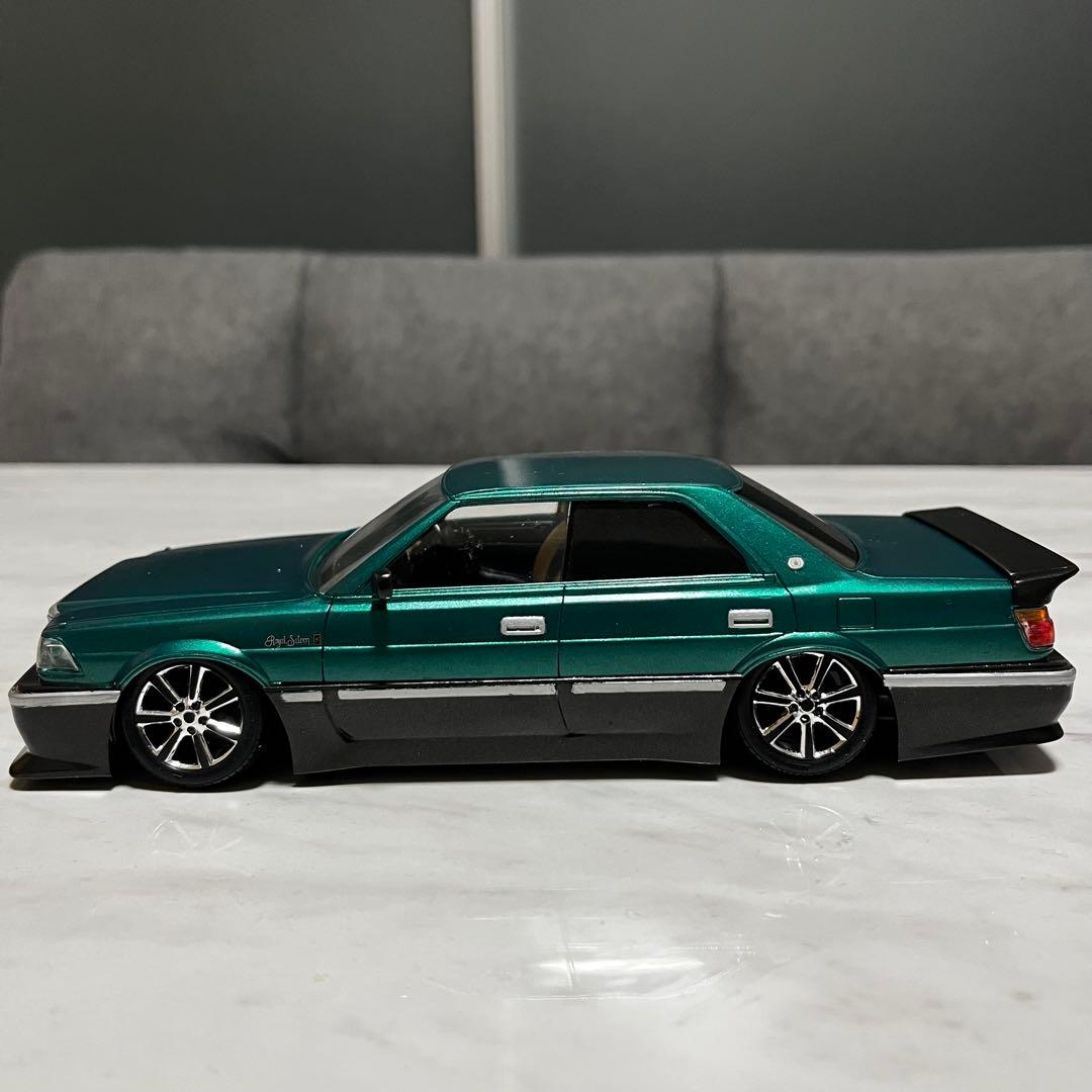 アオシマ プラモデル 1/24 インシュランス UZS131 クラウン