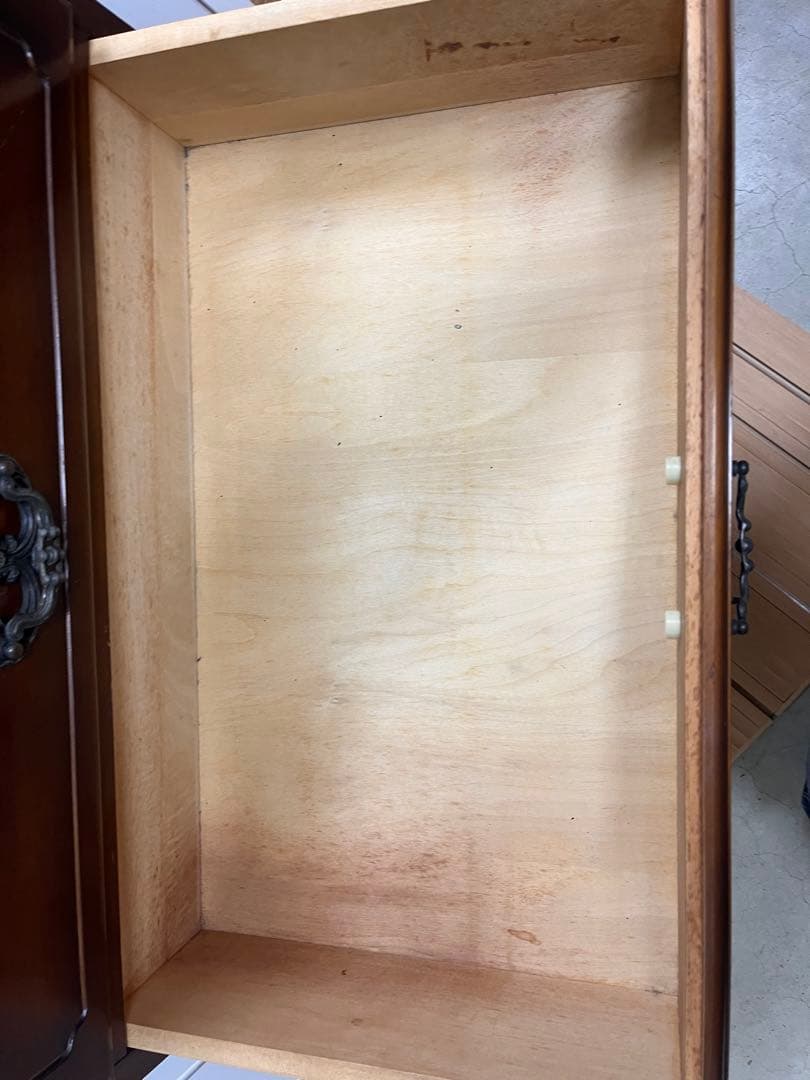 最終価格！送料込み！カリモク コロニアル 木製チェストチェスト ４段　引き出し