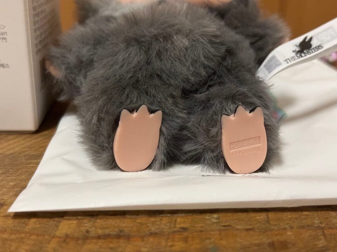 ⑩THE MONSTERS Big into Energy ラブブシークレット