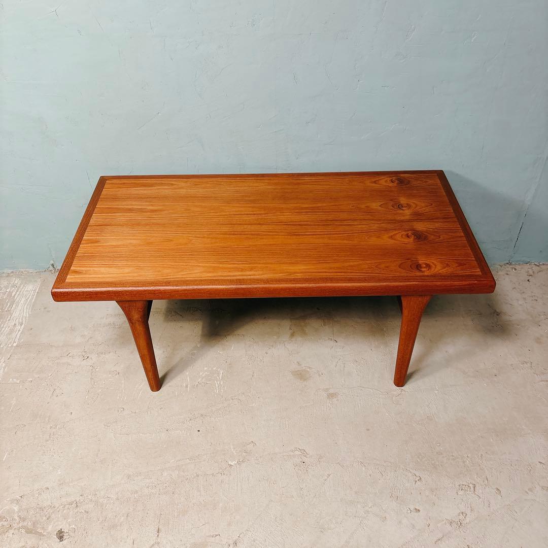 デンマーク　チーク材　コーヒーテーブル　北欧家具　北欧ビンテージ