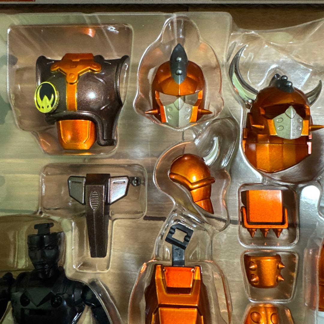 金剛のシュウ 「鎧伝サムライトルーパー」 魂ウェブ商店限定　フィギュア