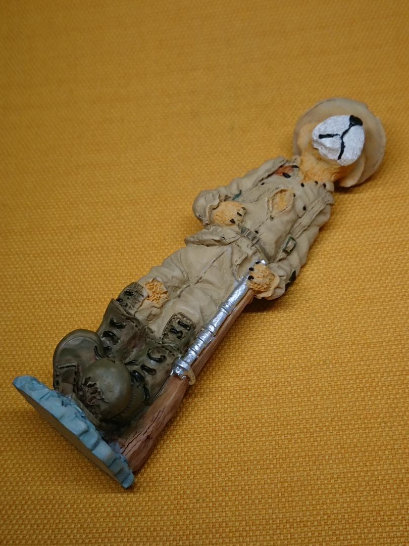 人形　犬　彫像　オブジェ　置物　インテリア　工芸品　美術品　A1306