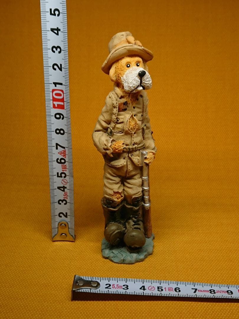 人形　犬　彫像　オブジェ　置物　インテリア　工芸品　美術品　A1306
