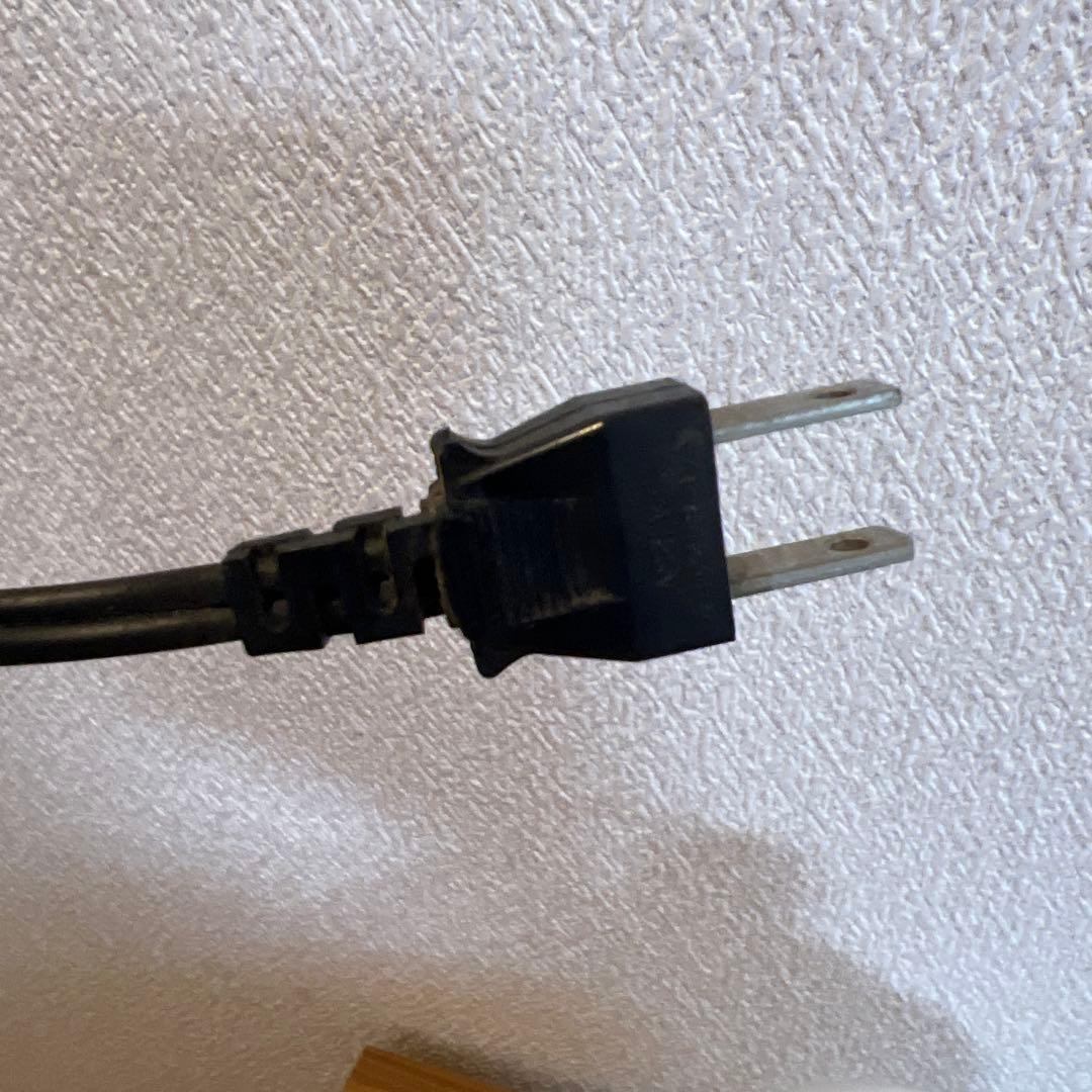 ヴィンテージ　フリルエッジ ホワイトガラス ペンダントライト