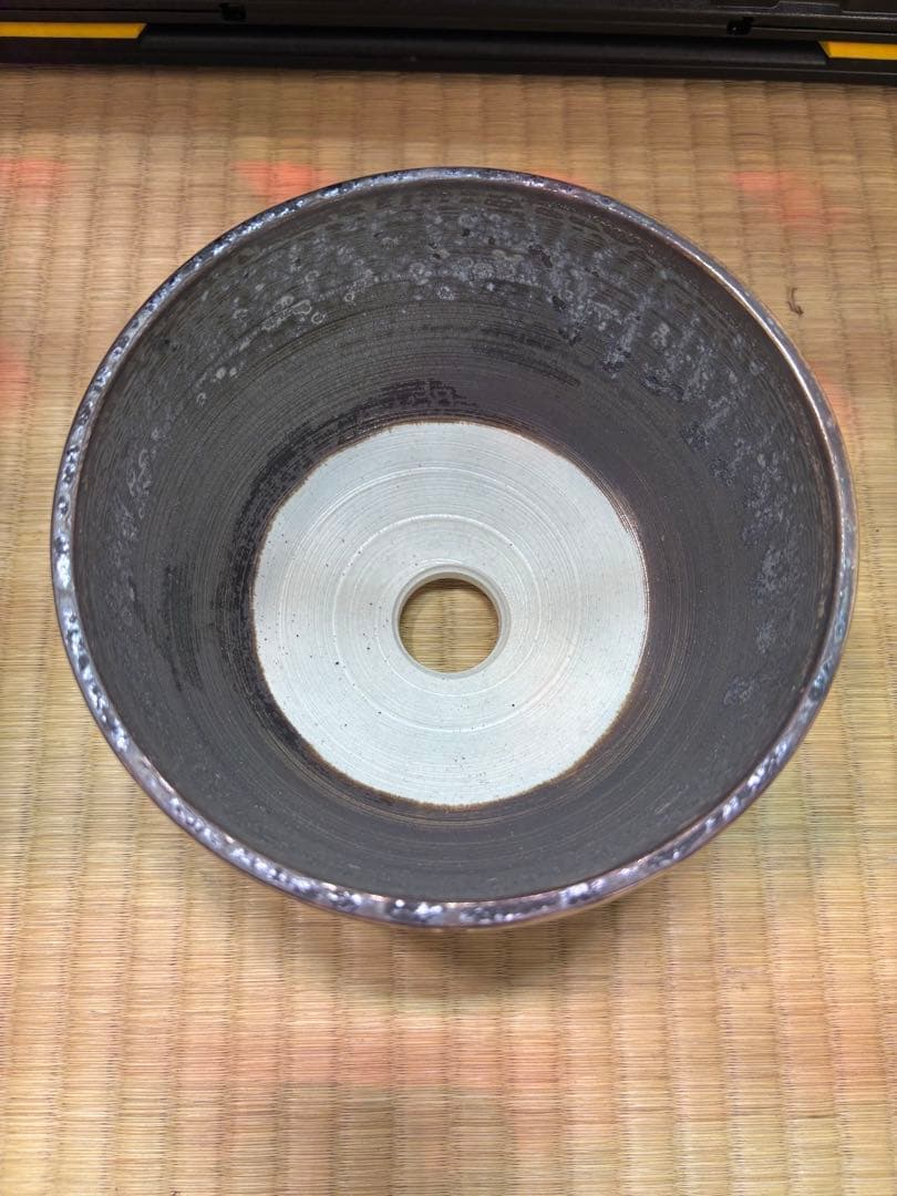 たけろうポット　ハクハイ　大きめサイズ　植木鉢