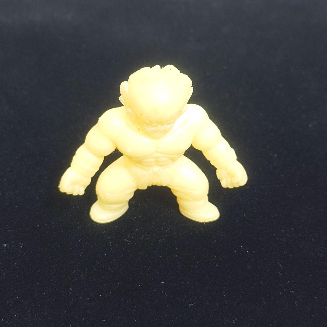 ドラゴンボールZ 消しゴム 孫悟空　レア　蓄光