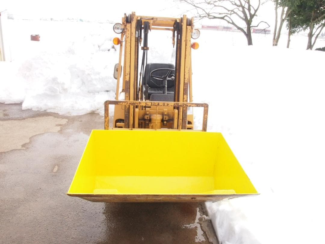 除雪に最高！コマツフォークリフトヒンジ、バケット付き、富山、石川金沢引き取り限定