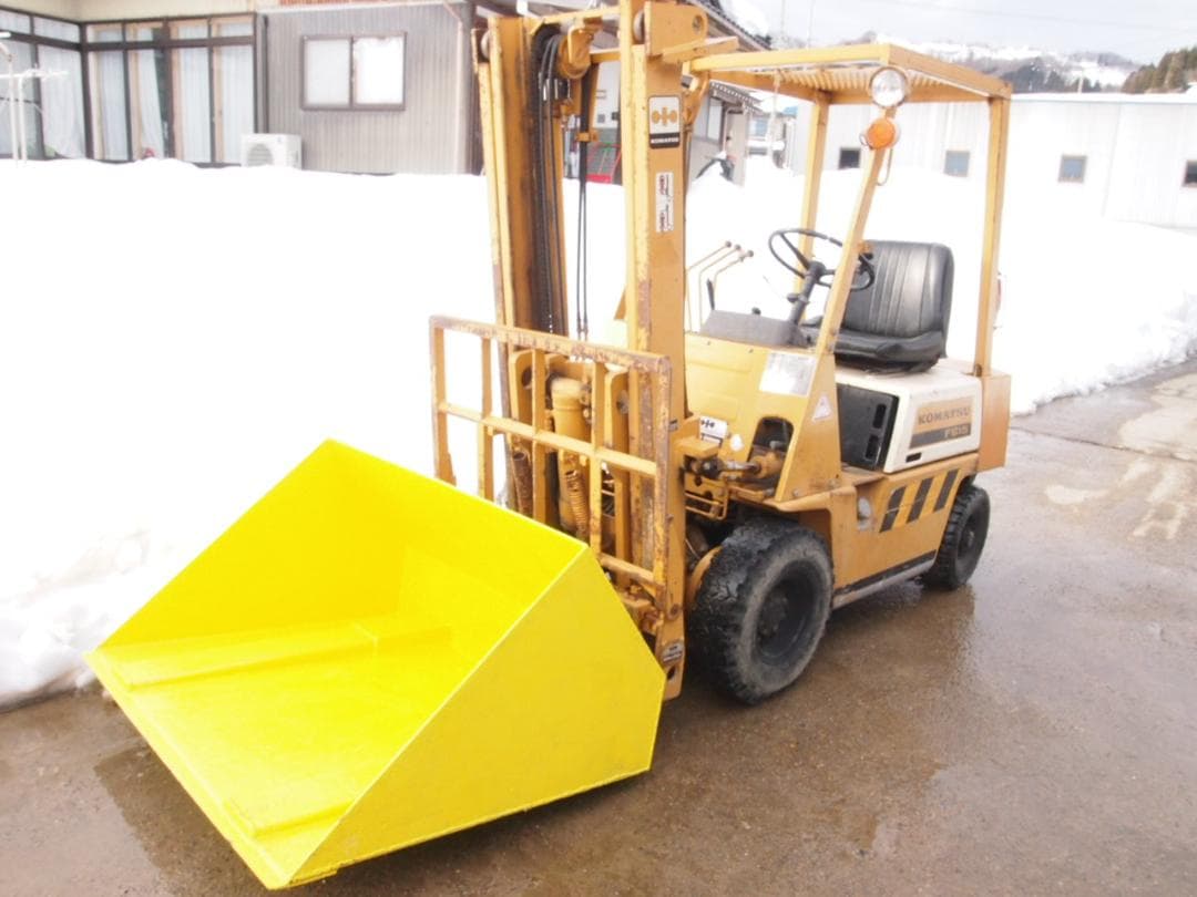 除雪に最高！コマツフォークリフトヒンジ、バケット付き、富山、石川金沢引き取り限定