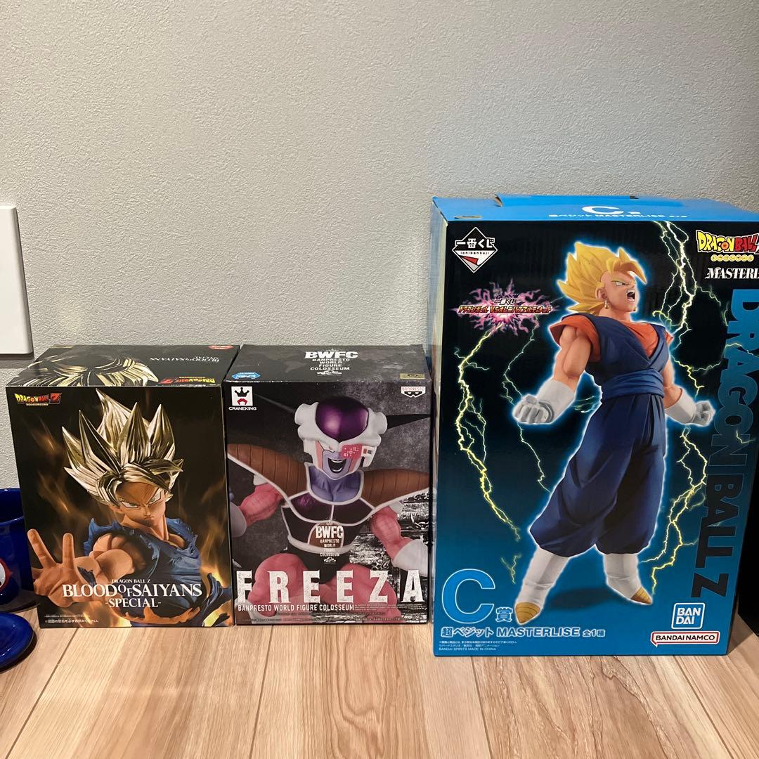 【未開封】ドラゴンボール フィギュアセット　3体　ベジット、孫悟空、フリーザ