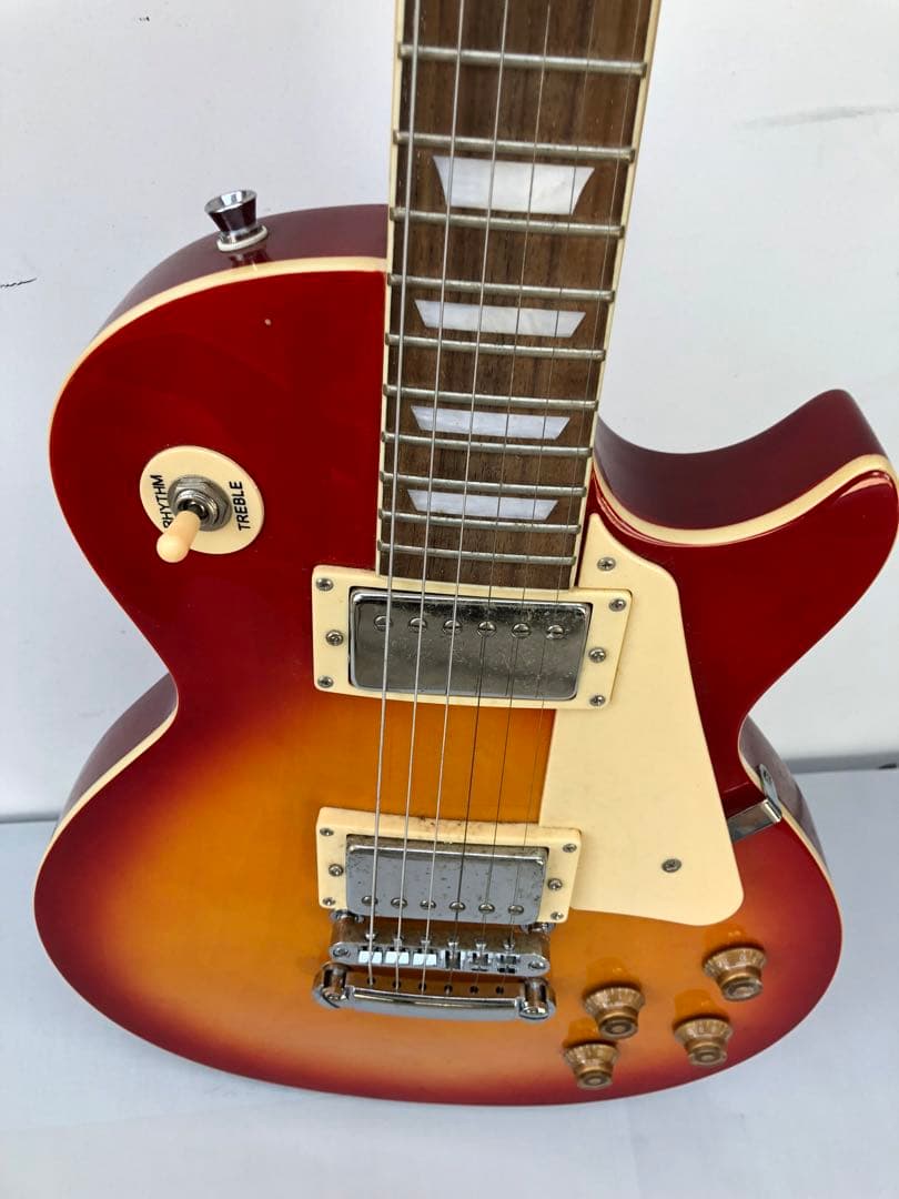 Maison レスポールタイプ　エレキギター(D183)