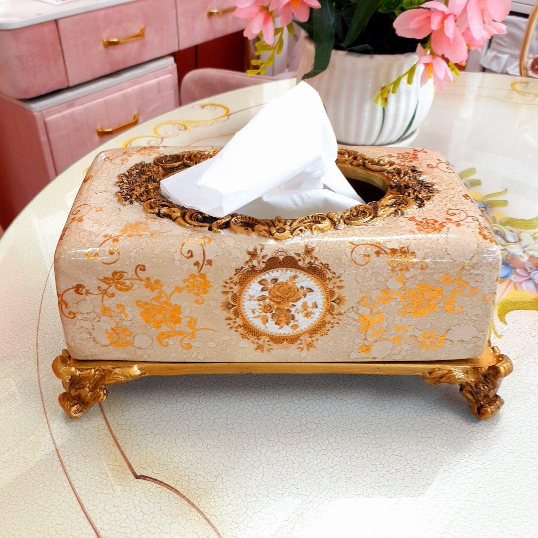 輸入雑貨　シノワズリ　『薔薇のティッシュBOX陶器』　ゴールド　薔薇柄　リビング