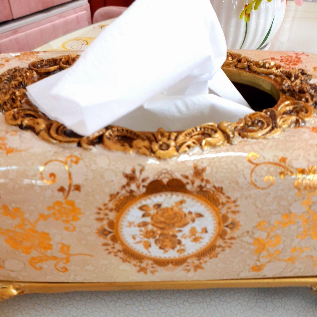 輸入雑貨　シノワズリ　『薔薇のティッシュBOX陶器』　ゴールド　薔薇柄　リビング