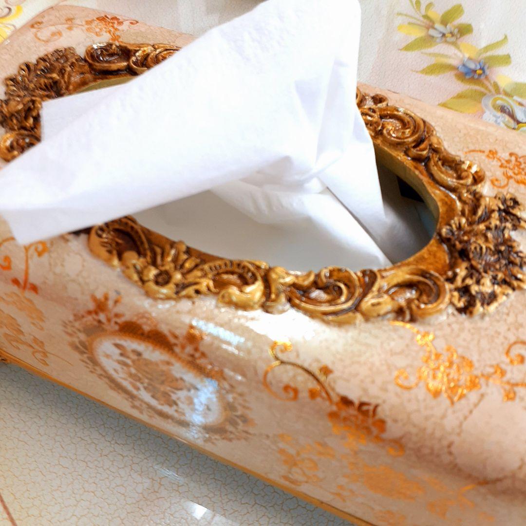 輸入雑貨　シノワズリ　『薔薇のティッシュBOX陶器』　ゴールド　薔薇柄　リビング