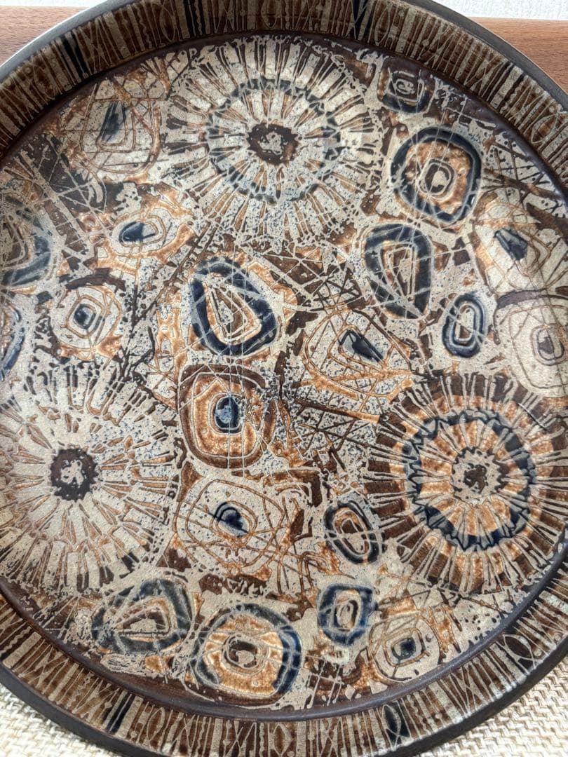   Baca 33㎝ラウンドディッシュ（右）