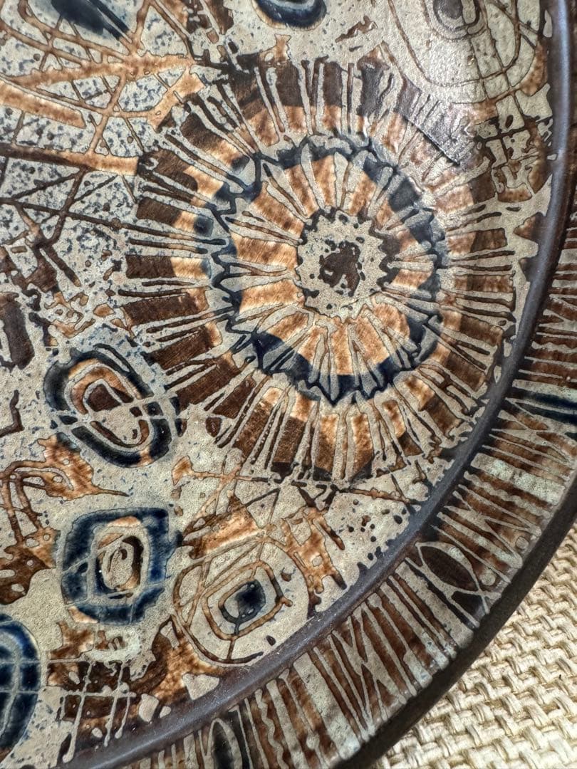   Baca 33㎝ラウンドディッシュ（右）