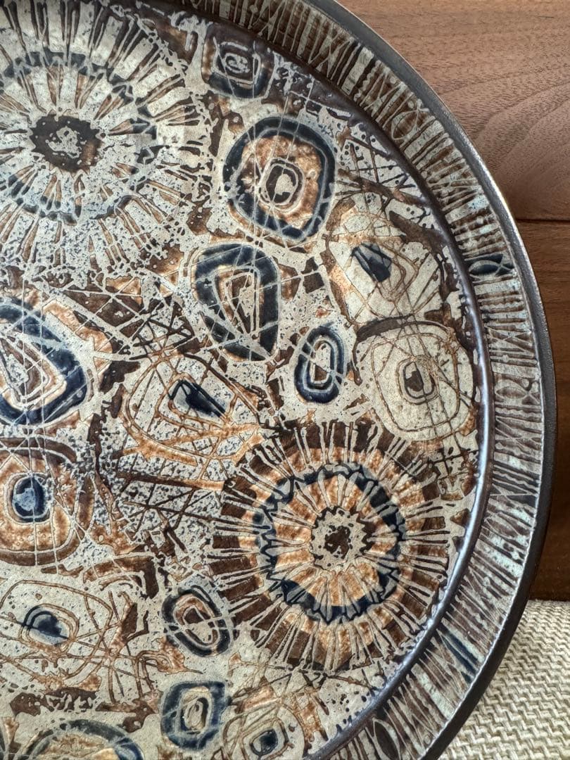   Baca 33㎝ラウンドディッシュ（右）