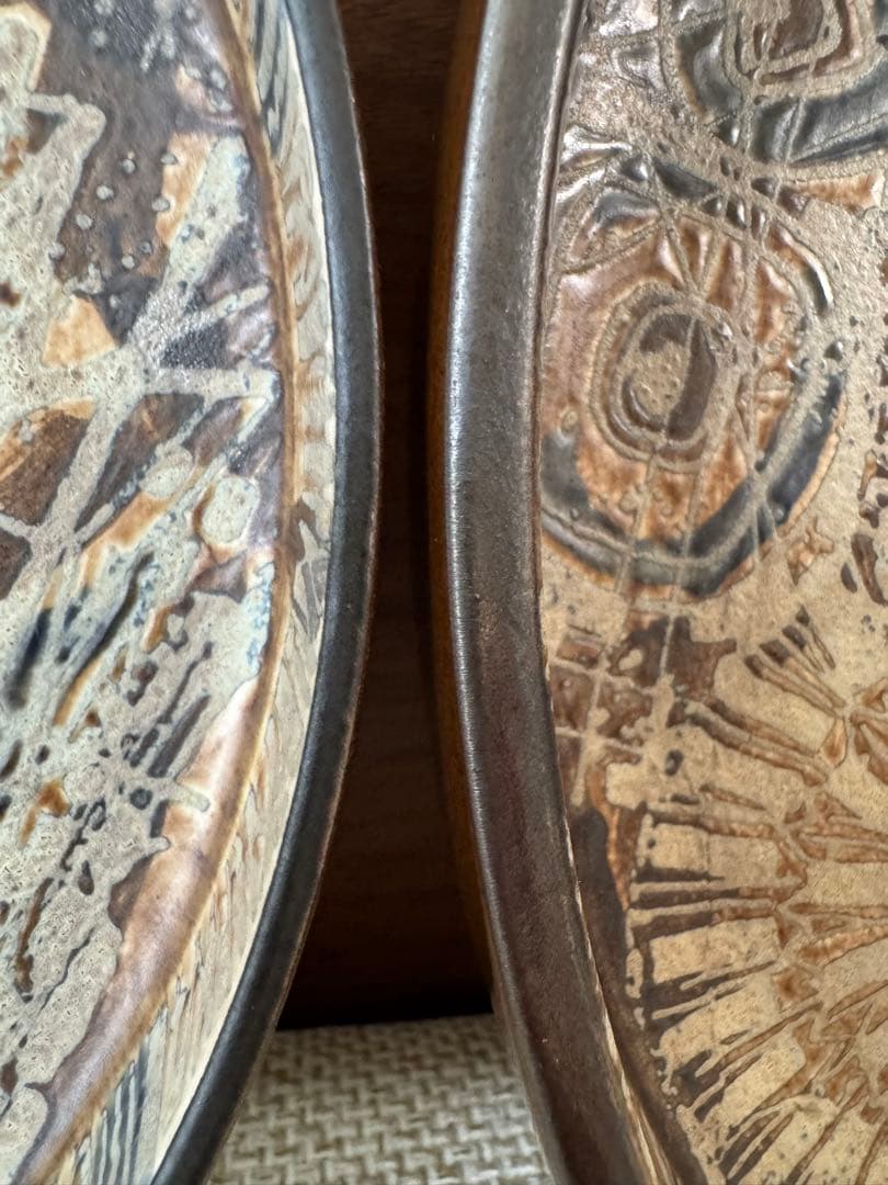   Baca 33㎝ラウンドディッシュ（右）