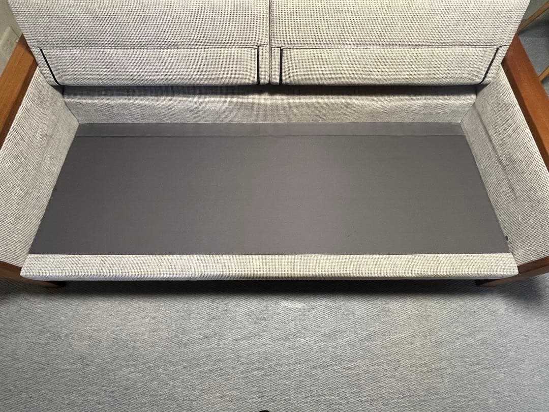 カリモク UU89アーム無垢材 3人掛けソファ 羽毛フェザー UUシリーズ