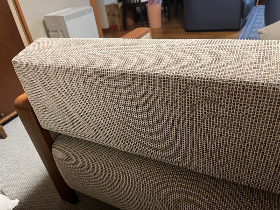 カリモク UU89アーム無垢材 3人掛けソファ 羽毛フェザー UUシリーズ