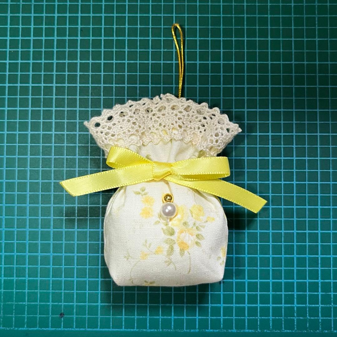 2405-67 ミニストラップサシェ 香り袋 黄ミニローズ SOLD→ご注文OK